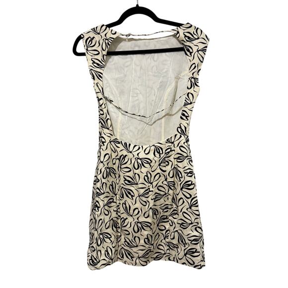 New Reformation Avina Linen Dress - Picture 3 of 5